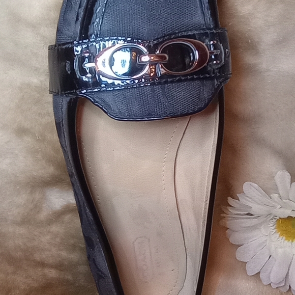 Coach women's black loafers 7.5 B, lightly used - Picture 2 of 6